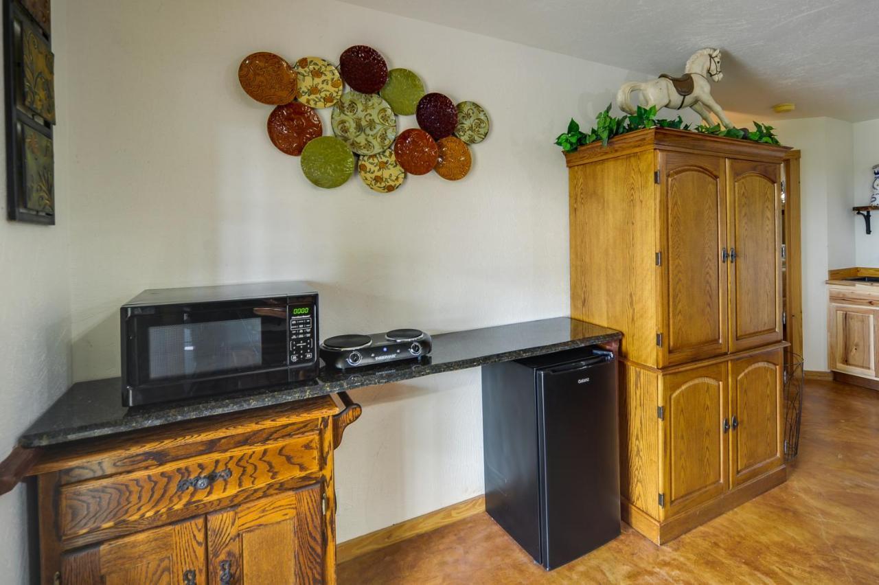 Fredericksburg Retreat With Private Hot Tub And Patio! Villa Eksteriør billede