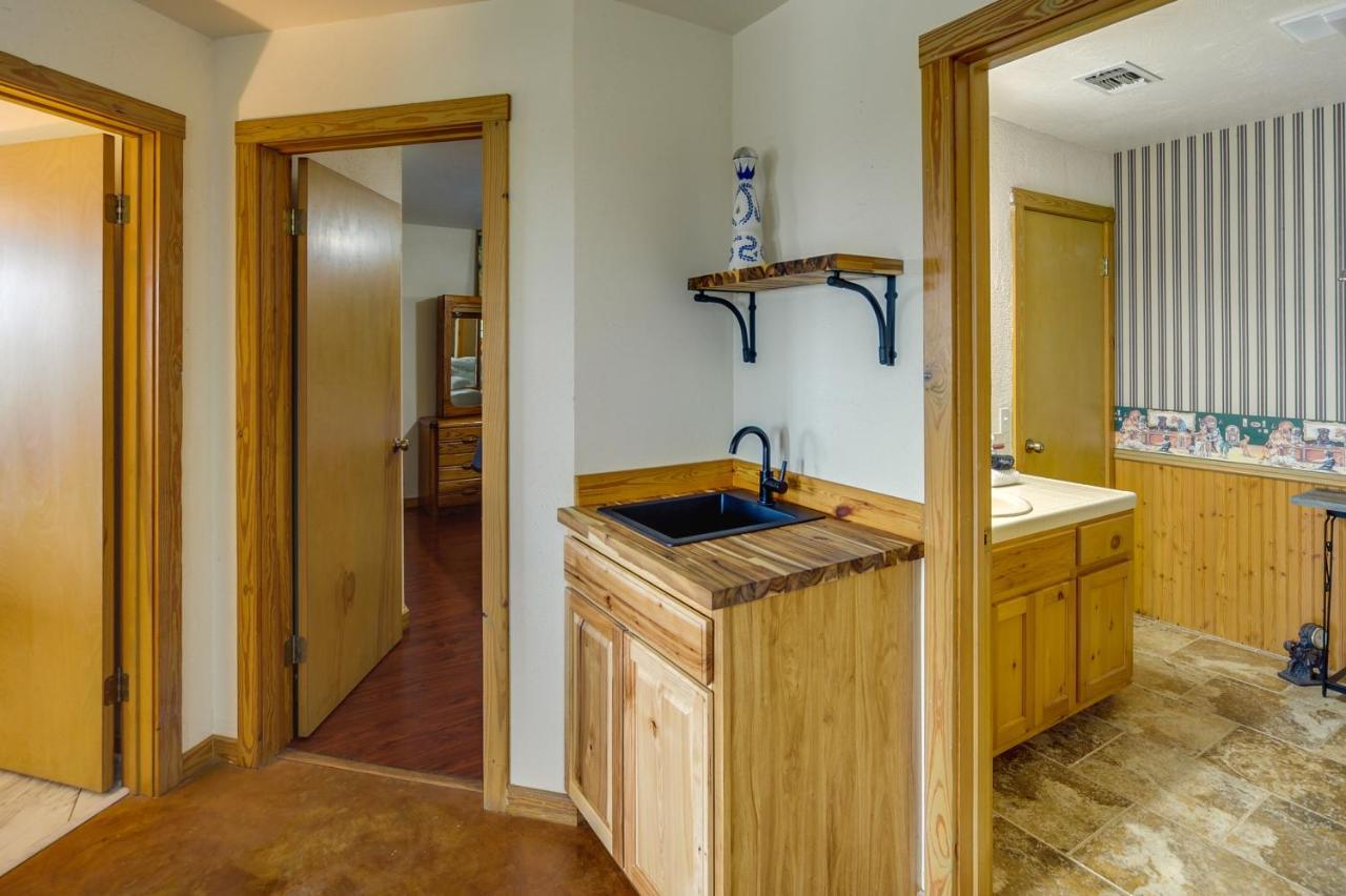Fredericksburg Retreat With Private Hot Tub And Patio! Villa Eksteriør billede